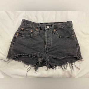 Levi’s 501 high waisted black denim jean shorts women’s size 26